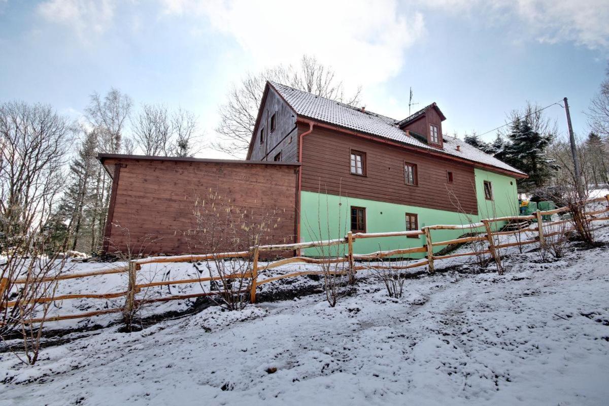 Penzion Harry Na Sjezdovce Krkonose Vysoké nad Jizerou المظهر الخارجي الصورة